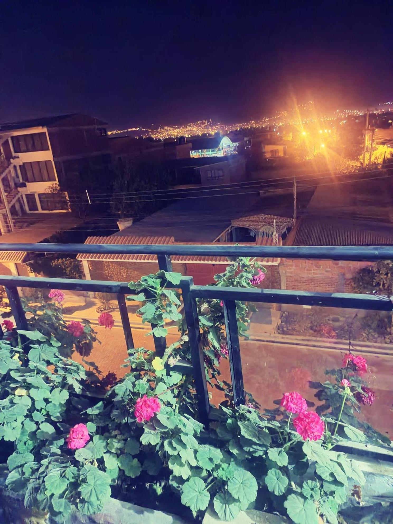 Casa Qura Qura Hostel Cochabamba Kültér fotó