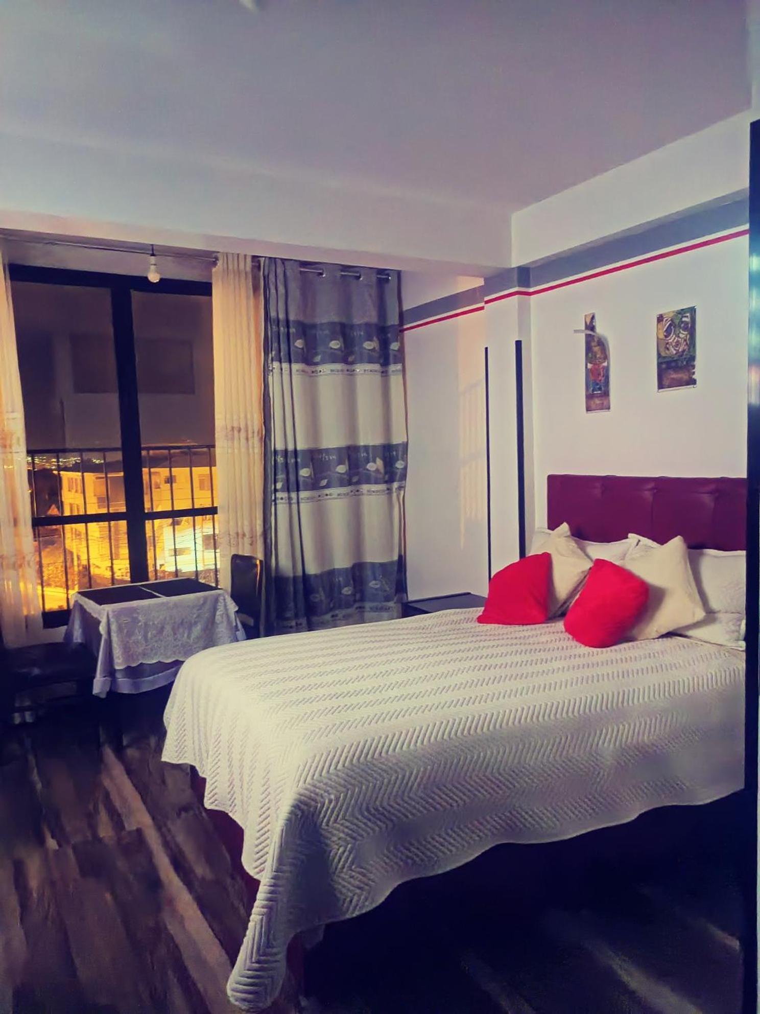 Casa Qura Qura Hostel Cochabamba Kültér fotó